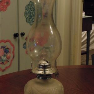 Hurricane Lamp Frosted Base Criss Cross pattern